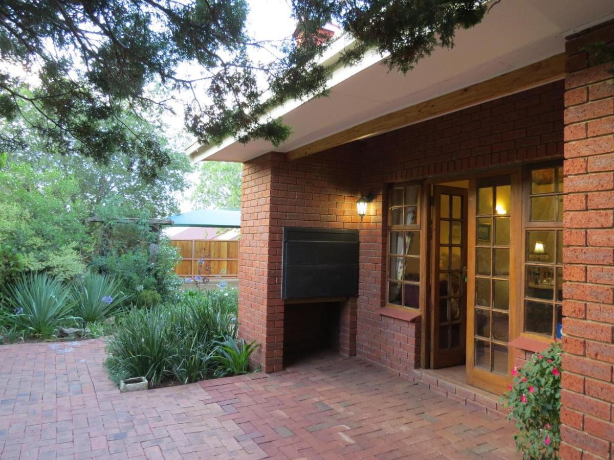 Camelia Guest House Bloemfontein Ngoại thất bức ảnh