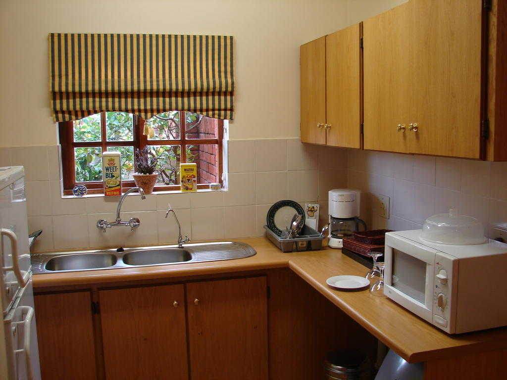 Camelia Guest House Bloemfontein Ngoại thất bức ảnh
